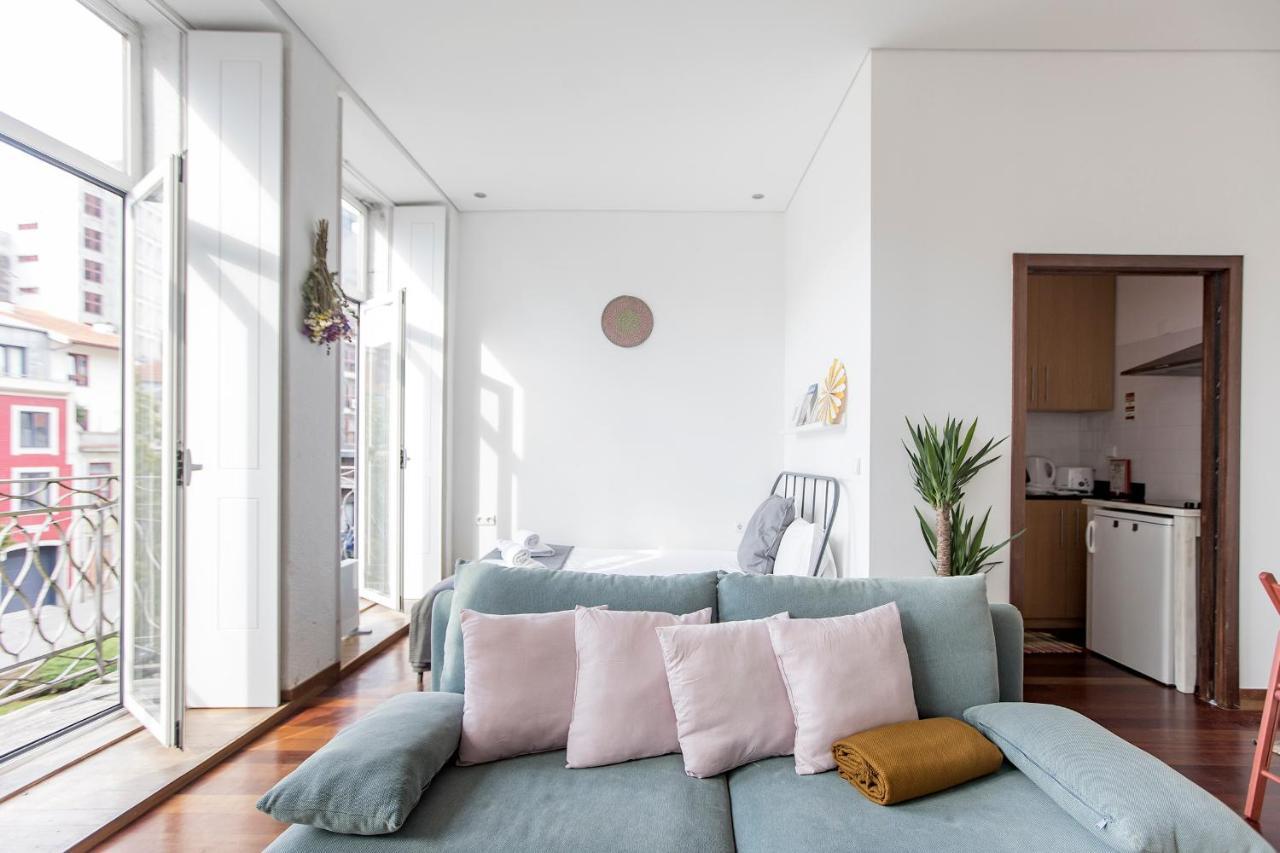 Bonjardim Studio W/ Balcony By Lovelystay Porto Eksteriør bilde